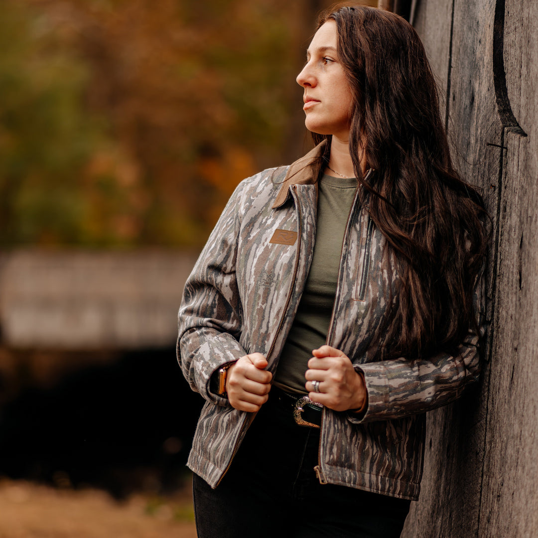 The Vintage Camo Carpenter Jacket in Faded Realtree Original, lifestyle